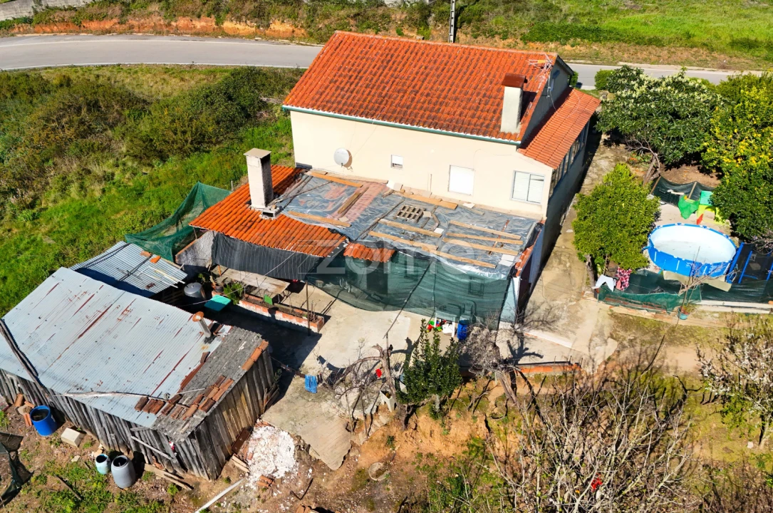 Moradia T4 para Venda em Almalagues Foto 15