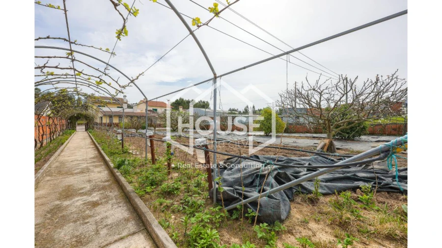 Moradia T4 para Venda em Requeixo, Nossa Senhora de Fátima e Nariz Foto 18