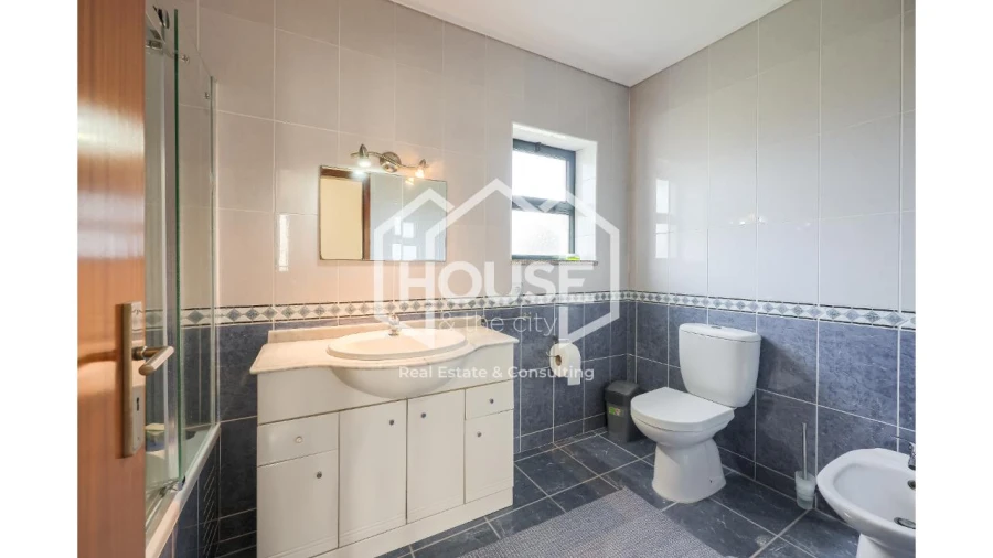 Moradia T4 para Venda em Requeixo, Nossa Senhora de Fátima e Nariz Foto 10