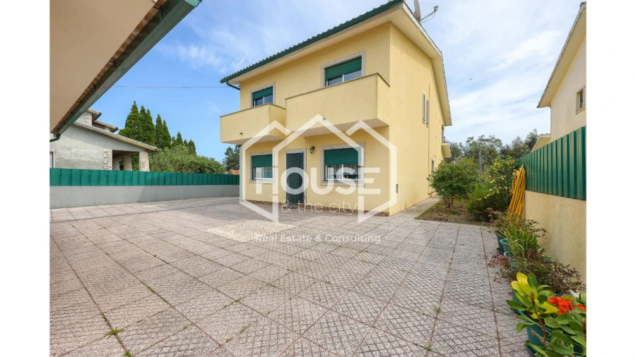 Moradia T4 para Venda em Requeixo, Nossa Senhora de Fátima e Nariz Foto 15