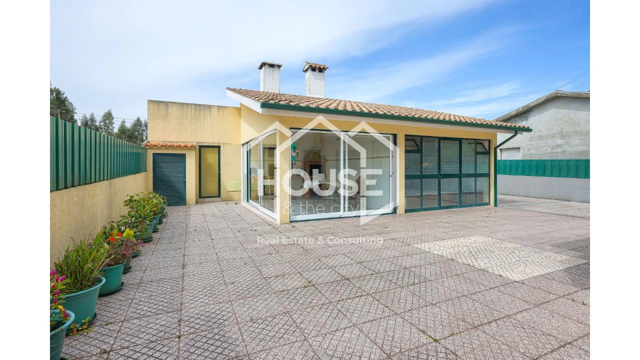 Moradia T4 para Venda em Requeixo, Nossa Senhora de Fátima e Nariz Foto 17