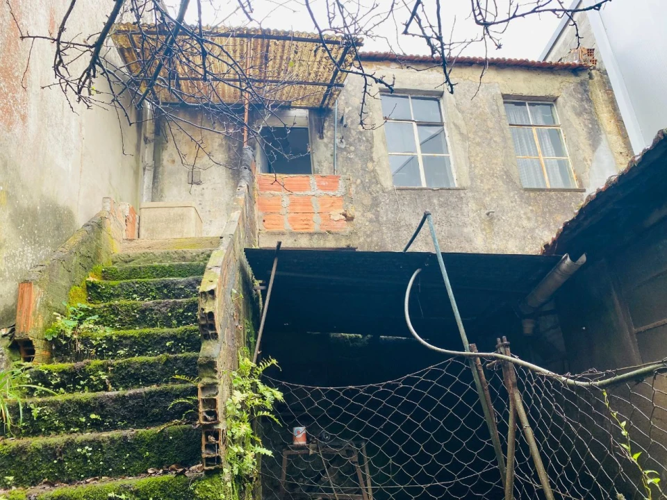 Prédio para Venda em Abade de Neiva Foto 13