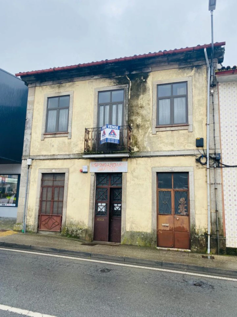 Prédio para Venda em Abade de Neiva Foto 1