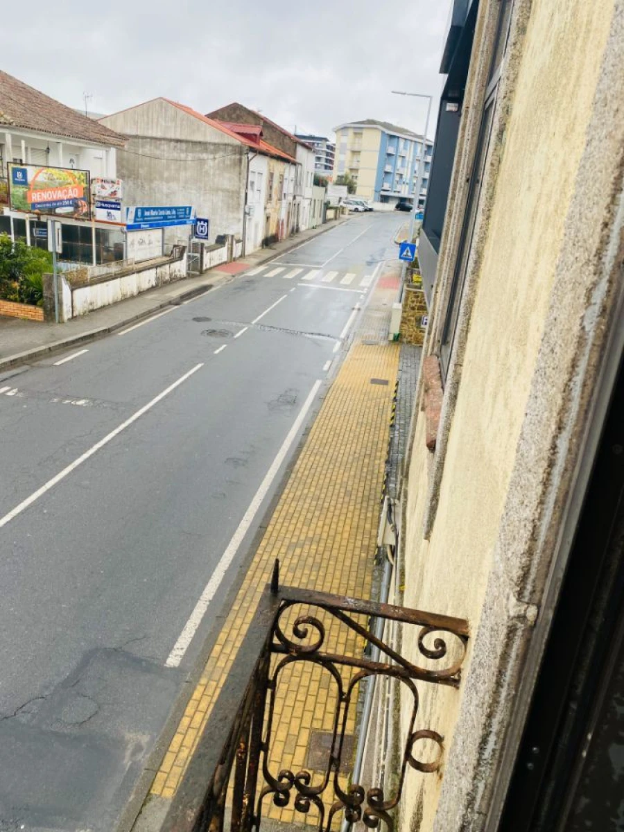 Prédio para Venda em Abade de Neiva Foto 3