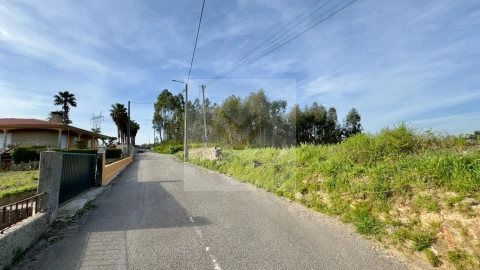 Moradia T0 para Venda em O. Azeméis, Riba-Ul, Ul, Macinhata Seixa, Madail