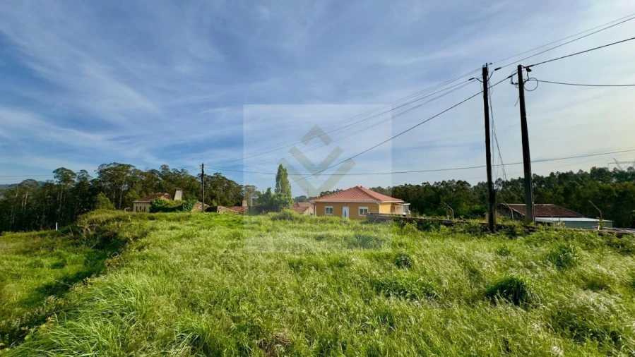 Moradia T0 para Venda em O. Azeméis, Riba-Ul, Ul, Macinhata Seixa, Madail Foto 12