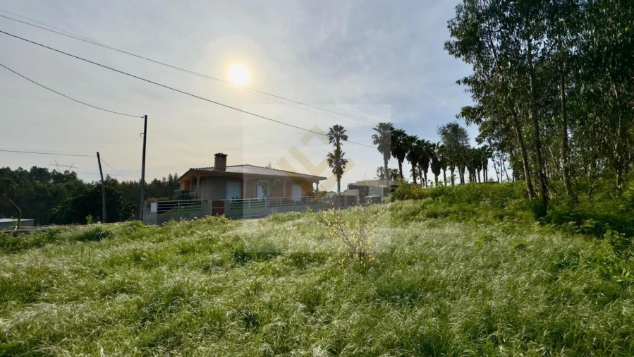 Moradia T0 para Venda em O. Azeméis, Riba-Ul, Ul, Macinhata Seixa, Madail Foto 10