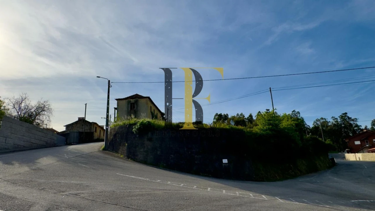 Moradia T0 para Venda em O. Azeméis, Riba-Ul, Ul, Macinhata Seixa, Madail Foto 4