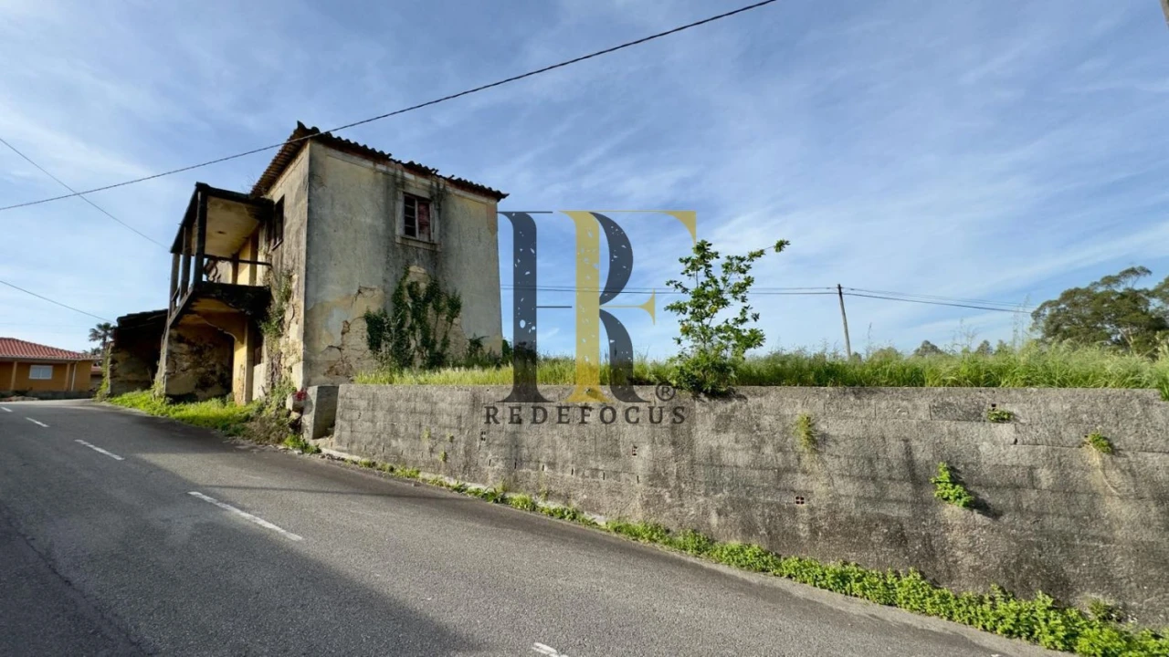 Moradia T0 para Venda em O. Azeméis, Riba-Ul, Ul, Macinhata Seixa, Madail Foto 2