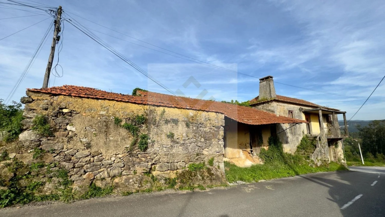 Moradia T0 para Venda em O. Azeméis, Riba-Ul, Ul, Macinhata Seixa, Madail Foto 6