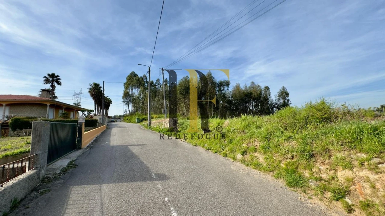 Moradia T0 para Venda em O. Azeméis, Riba-Ul, Ul, Macinhata Seixa, Madail Foto 8