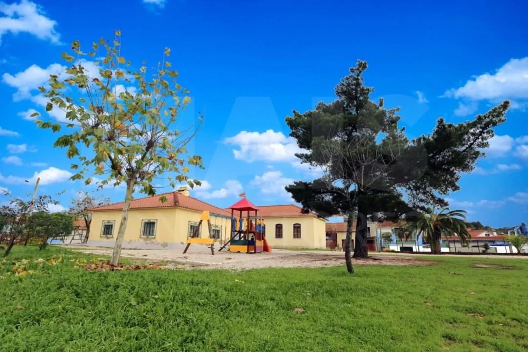 Terreno para Venda em A dos Francos Foto 1