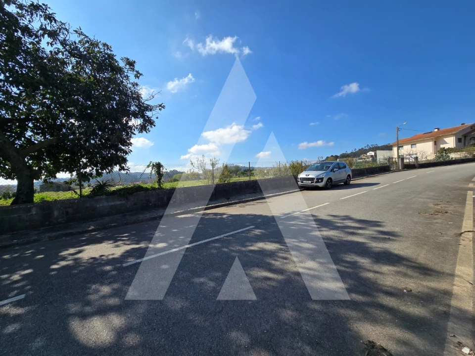 Terreno para Venda em Romariz Foto 7