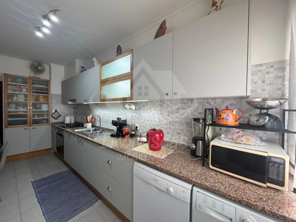 Apartamento T3 para Venda em Santa Iria de Azoia, São João da Talha e Bobadela Foto 10