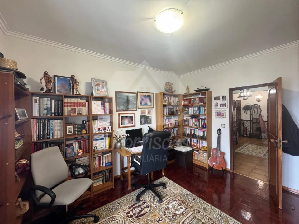 Apartamento T3 para Venda em Santa Iria de Azoia, São João da Talha e Bobadela Foto 17