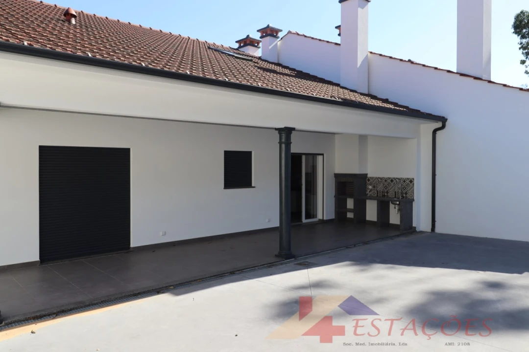 Moradia T4 para Venda em Pombal Foto 2