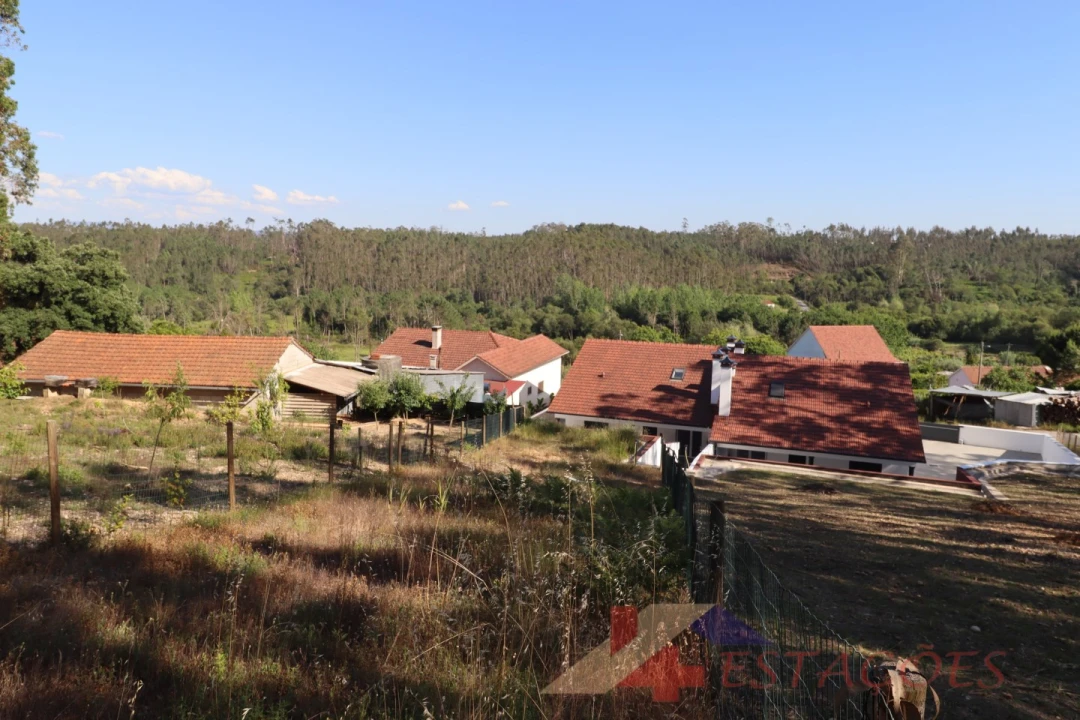 Moradia T4 para Venda em Pombal Foto 10
