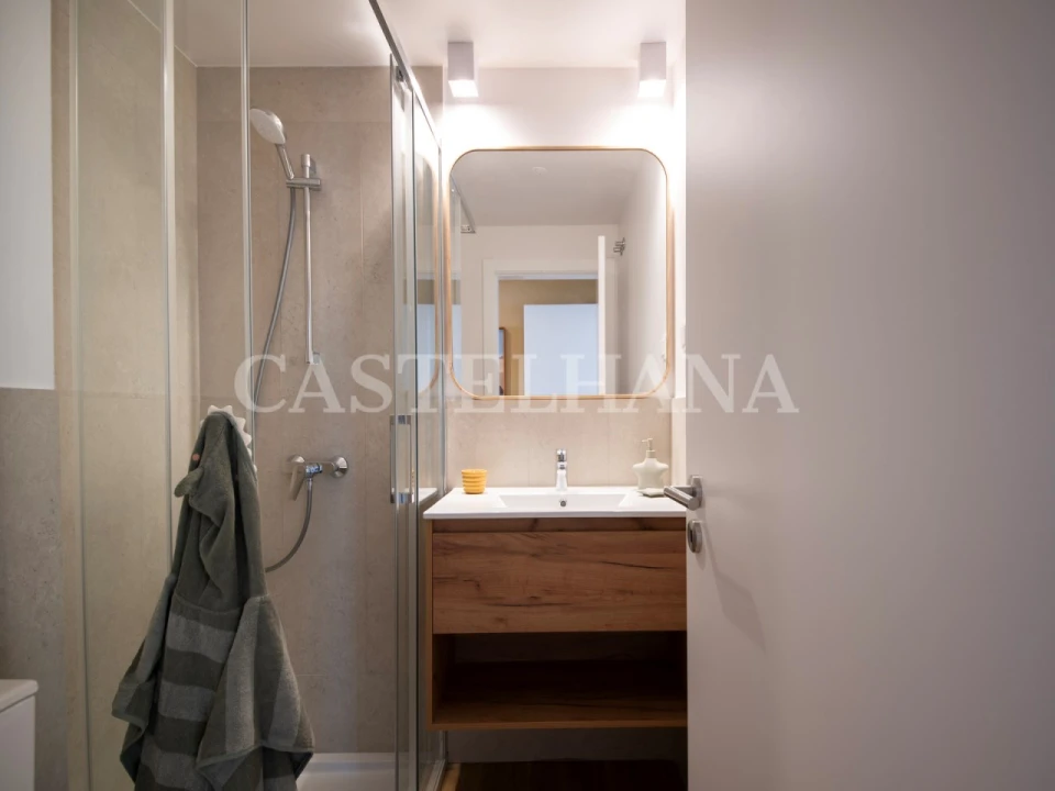 Apartamento T1 para Venda em Santo António dos Cavaleiros e Frielas Foto 23