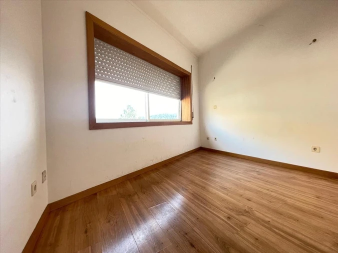 Apartamento T2 para Venda em Canelas Foto 10