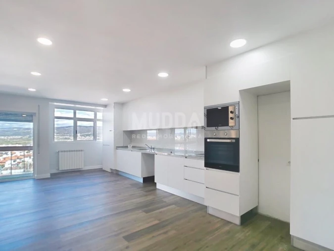 Apartamento T3 para Venda em Santa Maria Maior