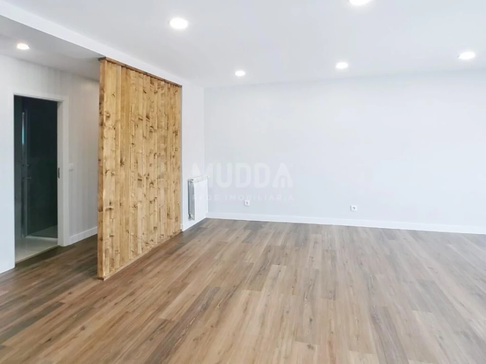 Apartamento T3 para Venda em Santa Maria Maior Foto 3