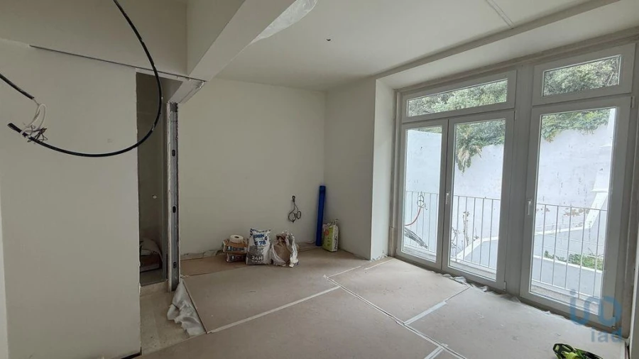 Apartamento T2 para Venda em Arroios Foto 5