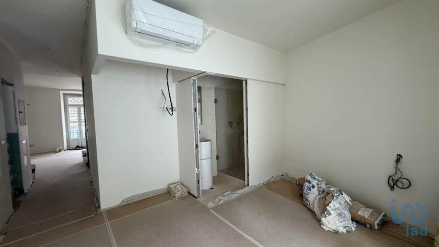 Apartamento T2 para Venda em Arroios Foto 6