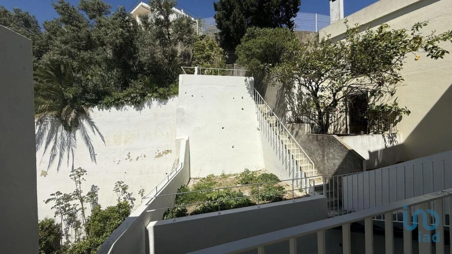 Apartamento T2 para Venda em Arroios Foto 9