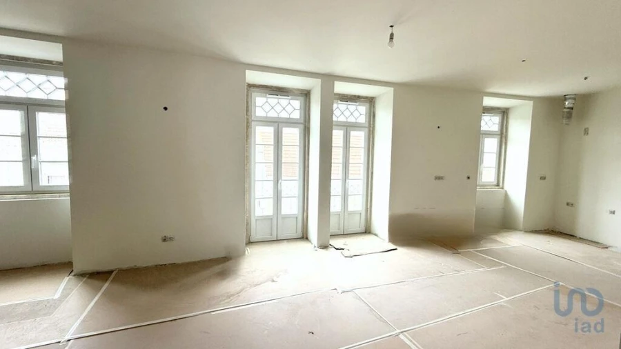 Apartamento T2 para Venda em Arroios Foto 2