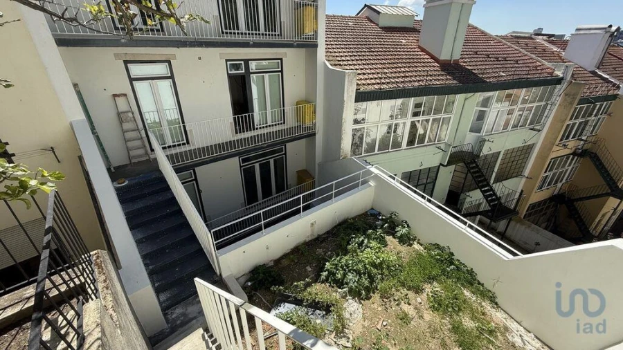 Apartamento T2 para Venda em Arroios Foto 12