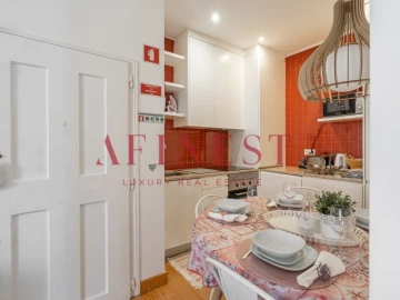 Apartamento T2 para Arrendamento em Ajuda