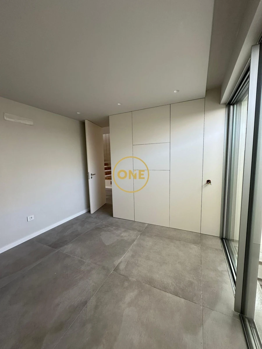 Moradia T3 para Venda em Canidelo Foto 8