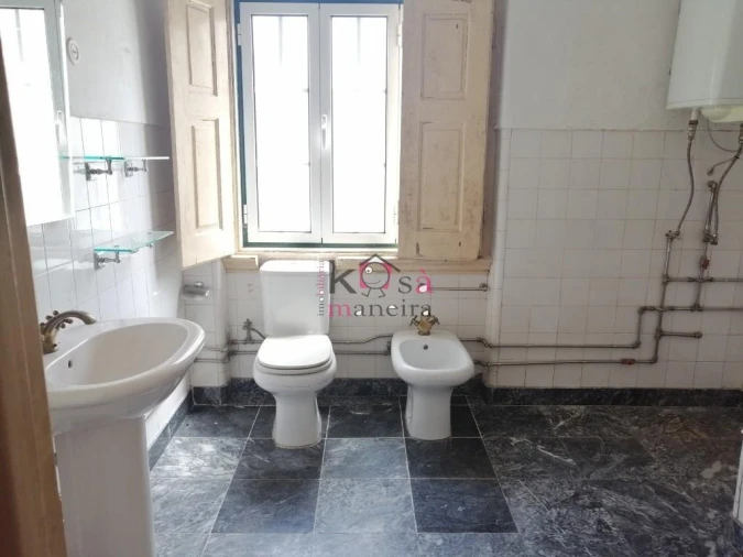 Moradia T7 para Venda em Mouriscas Foto 27