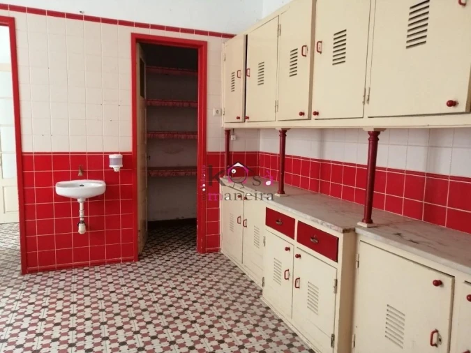 Moradia T7 para Venda em Mouriscas Foto 14