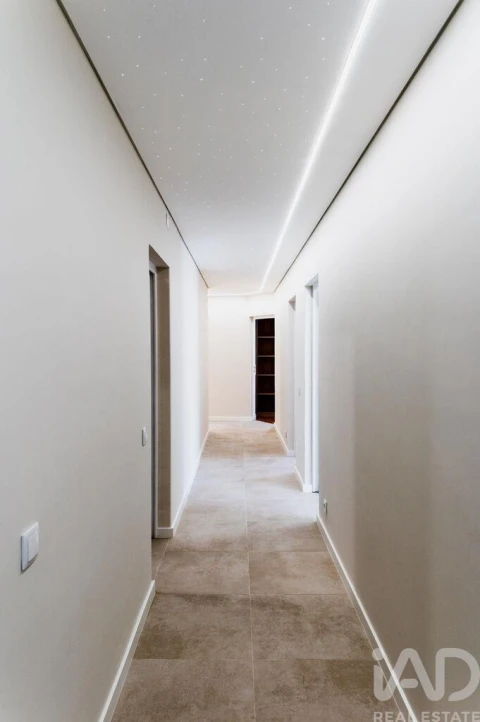 Apartamento T4 para Venda em União das Freguesias de Setúbal