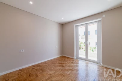 Apartamento T4 para Venda em União das Freguesias de Setúbal
