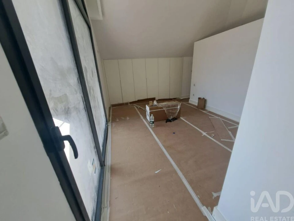 Moradia T3 para Venda em Monte Córdova Foto 30