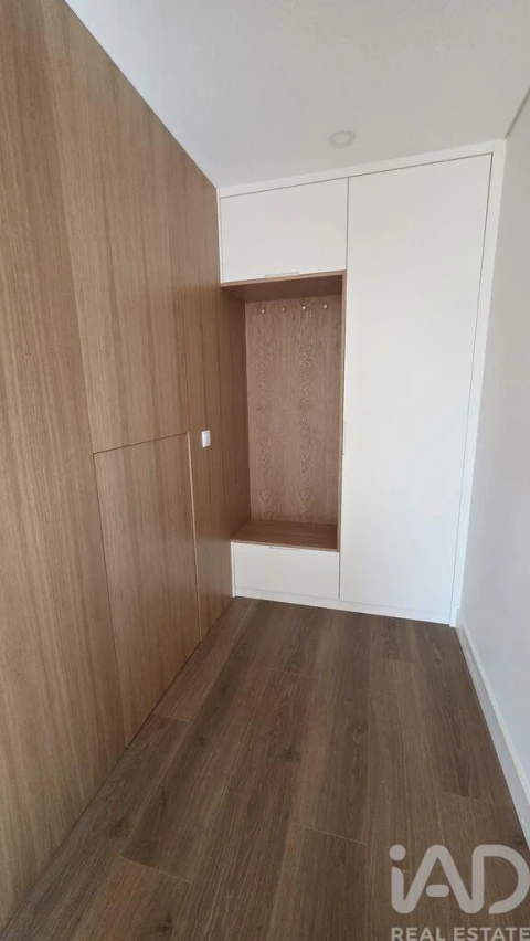 Moradia T3 para Venda em Monte Córdova