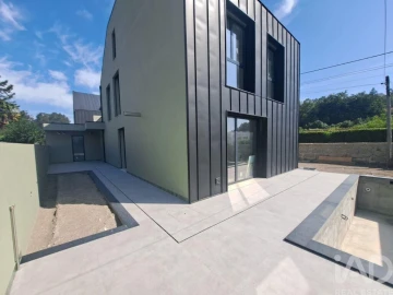 Moradia T3 para Venda em Monte Córdova