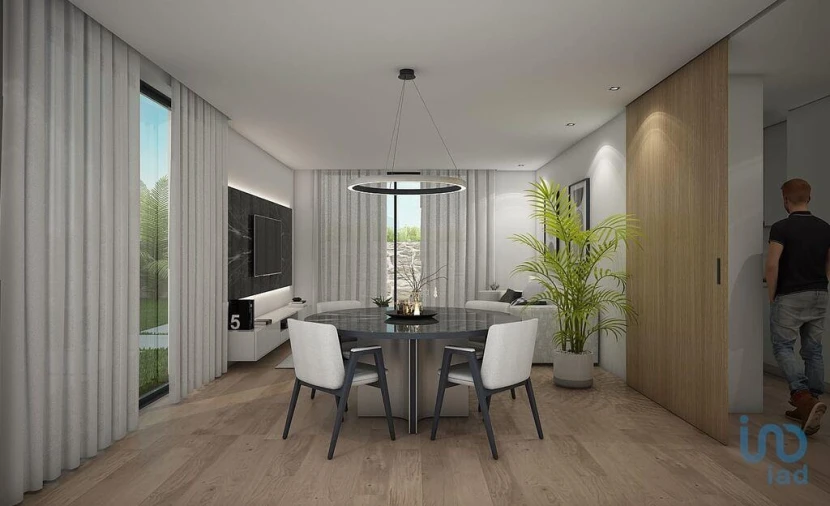 Moradia T3 para Venda em Monte Córdova Foto 3