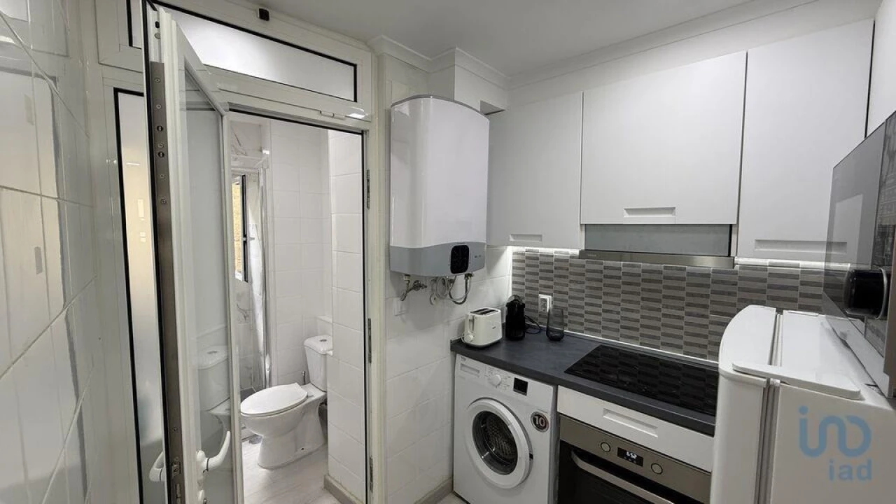 Apartamento T1 para Venda em Santa Maria Maior Foto 14