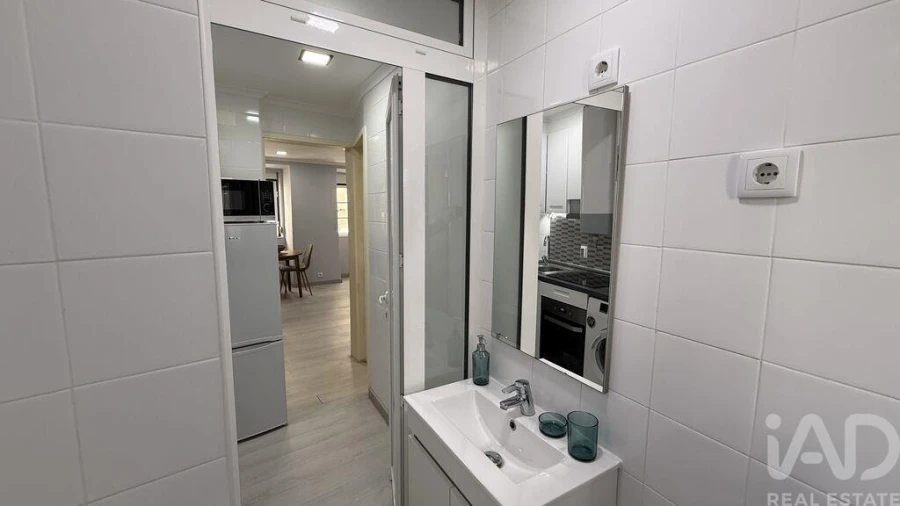 Apartamento T1 para Venda em Santa Maria Maior Foto 20