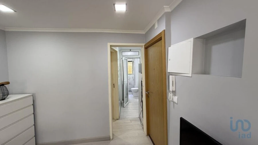 Apartamento T1 para Venda em Santa Maria Maior Foto 9