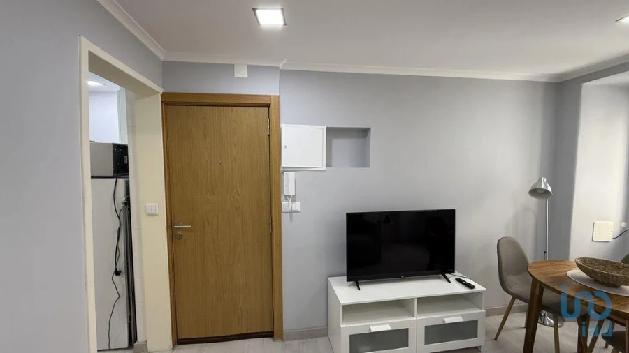 Apartamento T1 para Venda em Santa Maria Maior Foto 7