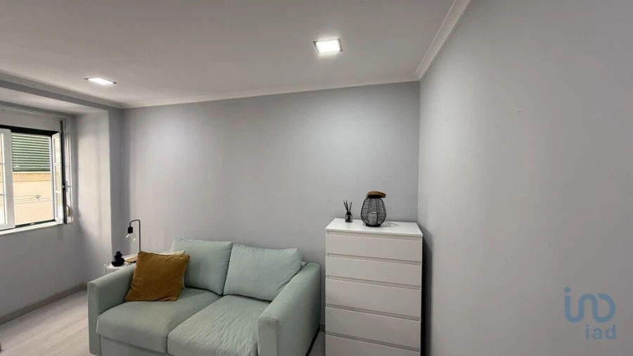 Apartamento T1 para Venda em Santa Maria Maior Foto 3