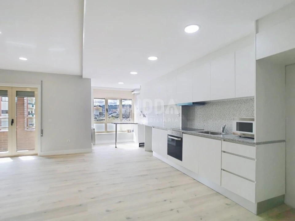 Apartamento T3 para Venda em Santa Maria Maior Foto 2