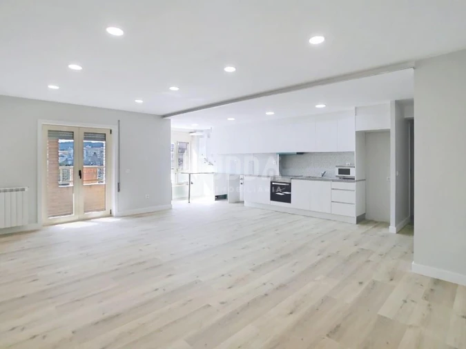 Apartamento T3 para Venda em Santa Maria Maior Foto 3