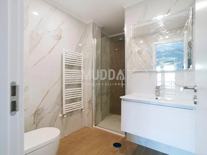 Apartamento T3 para Venda em Santa Maria Maior Foto 10