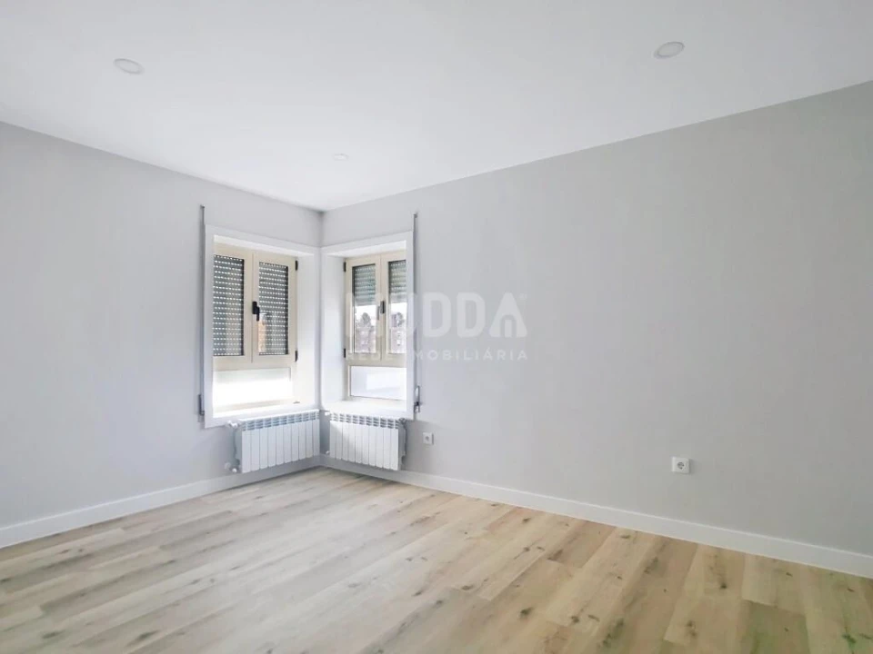 Apartamento T3 para Venda em Santa Maria Maior Foto 9