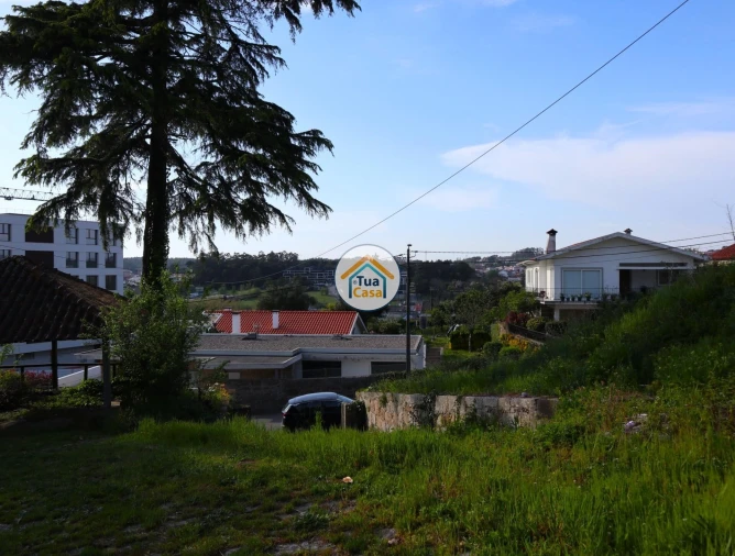 Moradia T4 para Venda em Antas e Abade de Vermoim Foto 5